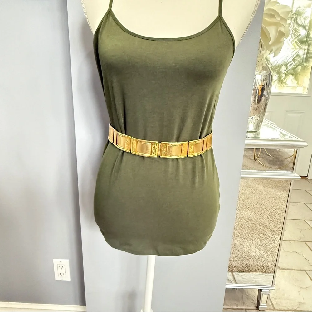 Vintage 1980s Gold Retro Back Clasp Disco Hippie Belt Size Small/Medium 32”L